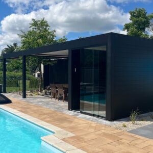 Pinela Deluxe Plus Louvered Roof
